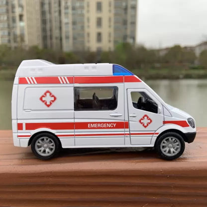 Mini Pull Back Model World Metal DieCast Ambulance 1:32 Scale White