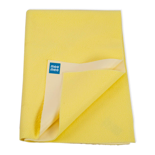 Mee Mee Reusable Water Proof/Extra Absorbent Dry Sheets(Yellow, Medium)