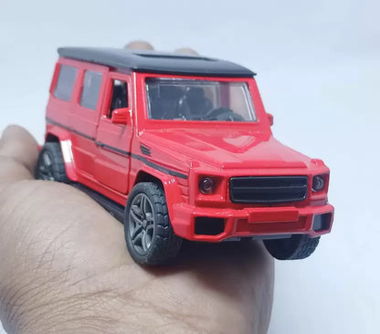Mini Pull Back Model World Metal DieCast Jeep 1:32 Scale Red